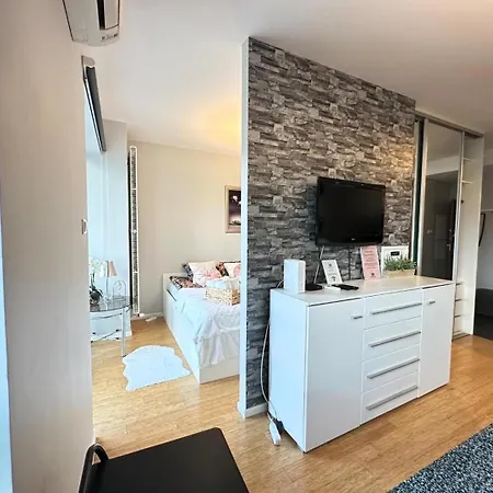 Platinum Towersapartments Parking * Varsó